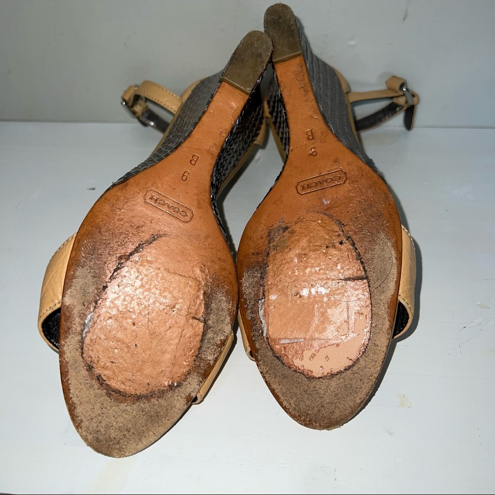 Coach Sharrin Tan/ Metallic Leather Wedges size 9 - Picture 8 of 10